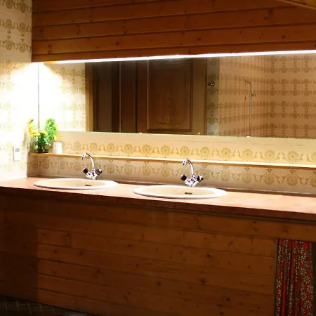 Spacious In With Sauna Appartement *