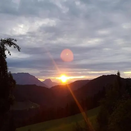 Appartement In Near Lift