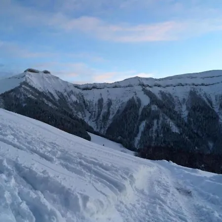 In Near Lift Apartament